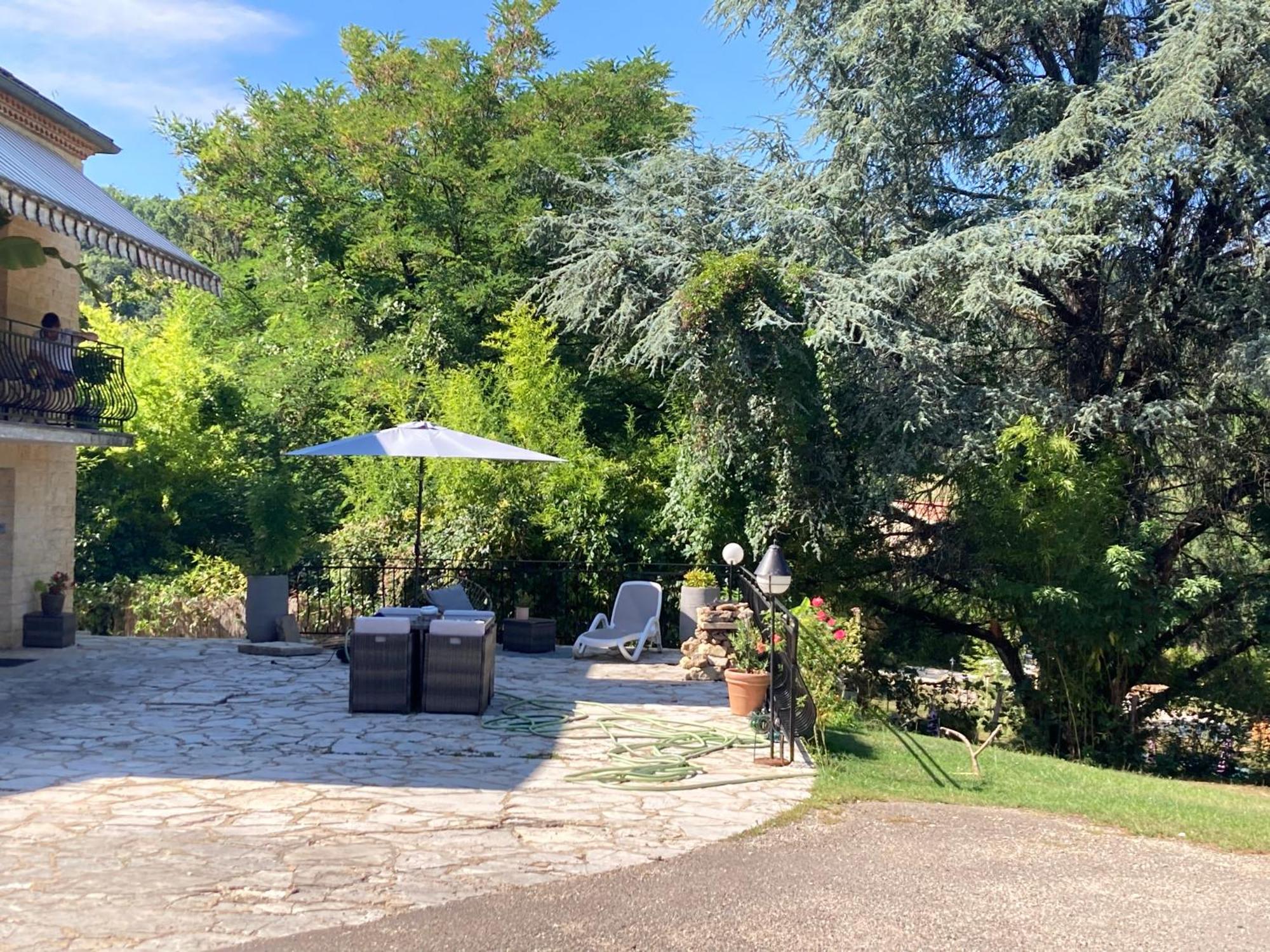 Superbe Appartement Au Calme De 1 A 3 Personnes Sarlat Exterior foto